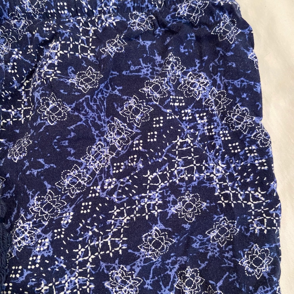 Blue flowy shorts - Picture 2 of 2